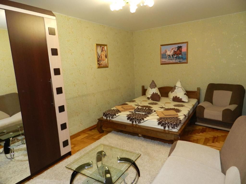 Апартаменты 1-room Apartment on Poshtova Street 169, by GrandHome Запорожье-17