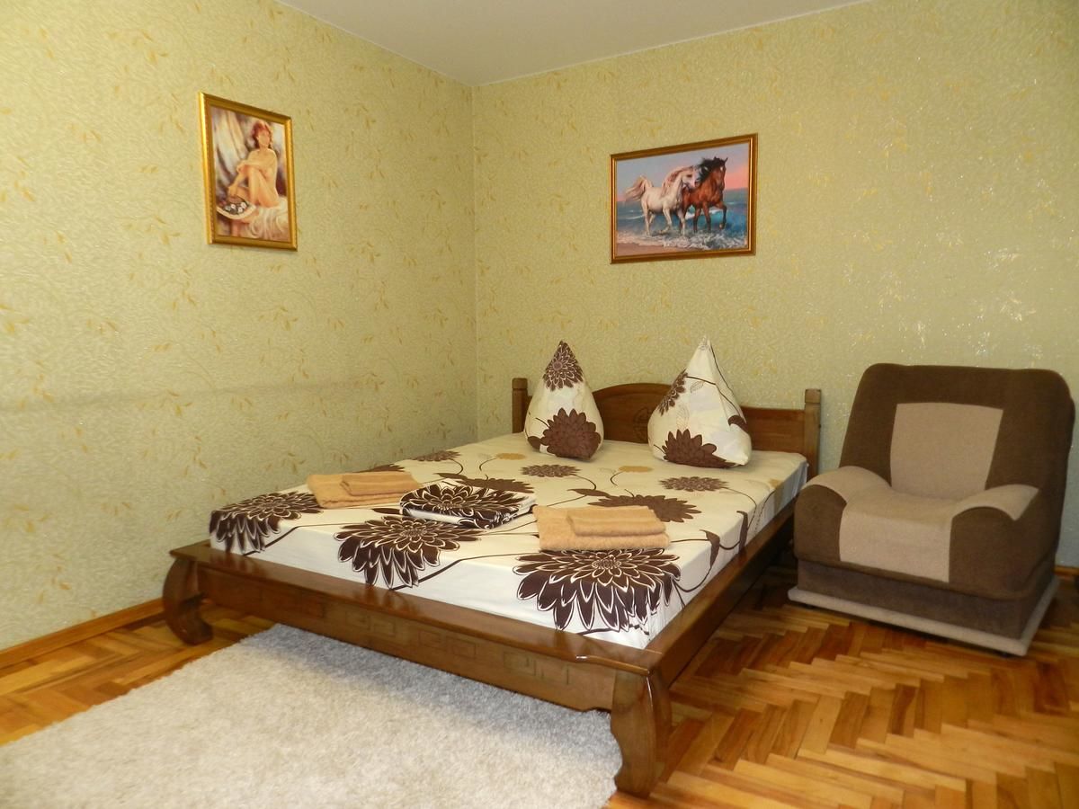 Апартаменты 1-room Apartment on Poshtova Street 169, by GrandHome Запорожье-6