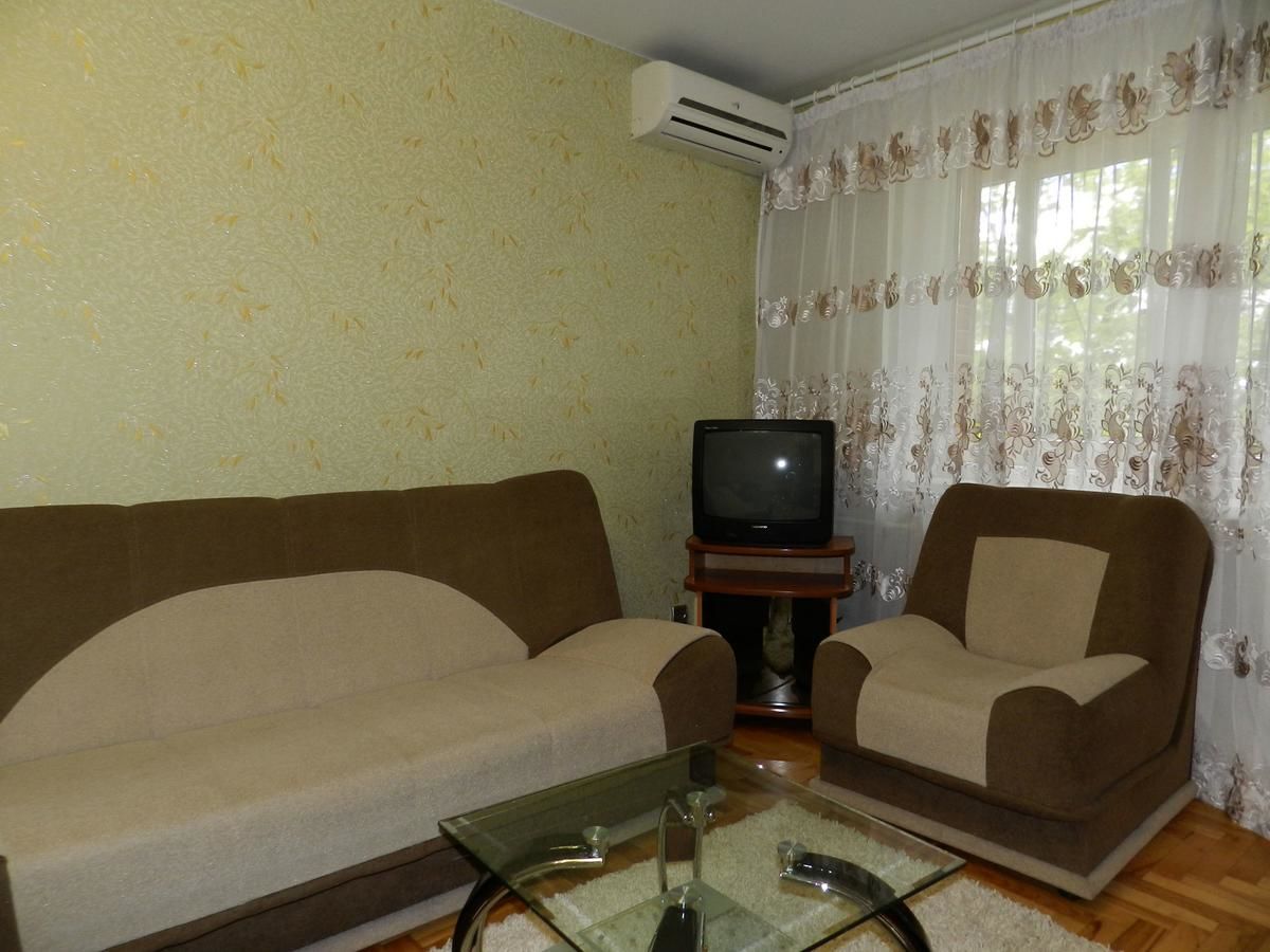 Апартаменты 1-room Apartment on Poshtova Street 169, by GrandHome Запорожье-8